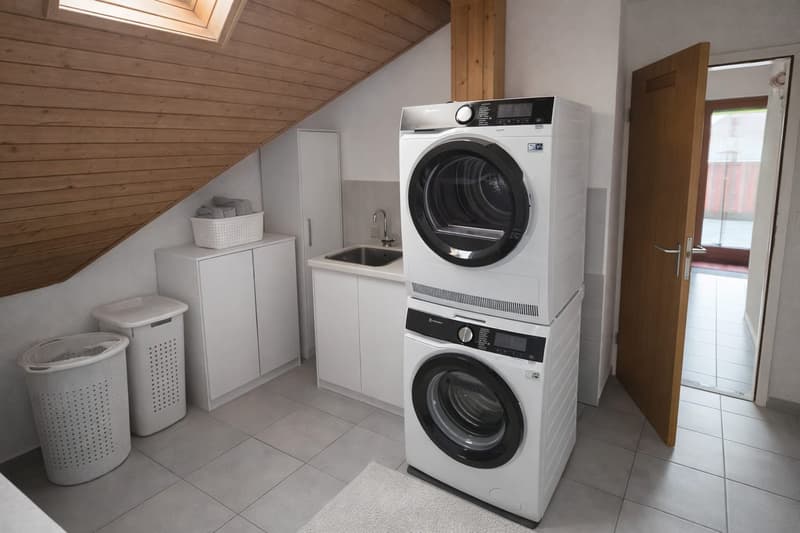 Charmant appartement en maisonnette de 5,5 pièces à Glattfelden avec un parking souterrain (12)