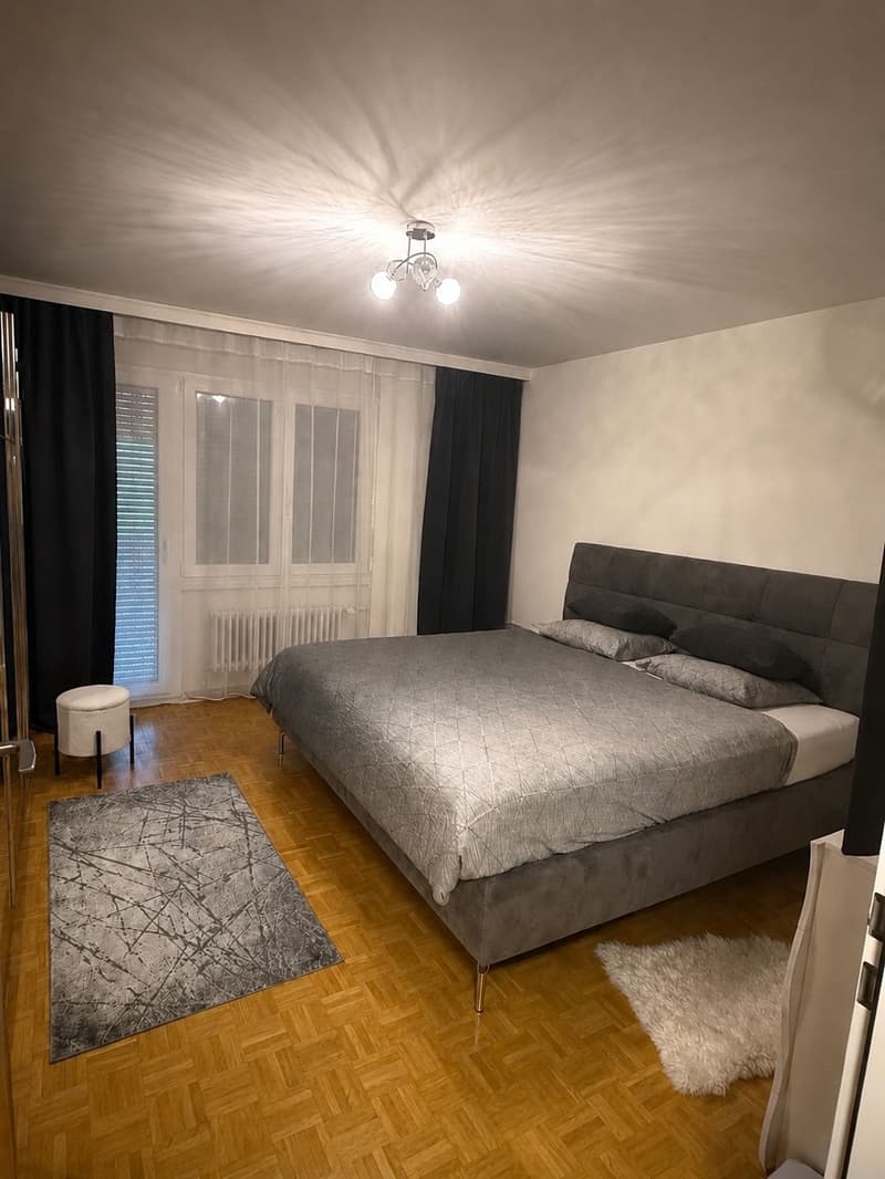 Charming 4.5-room apartment in Bülach – Renovated and ready to move in (8)
