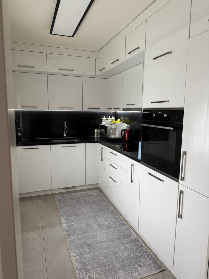 Charming 4.5-room apartment in Bülach – Renovated and ready to move in (4)
