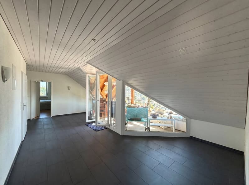 Grosszügige 3.5-Zimmer-Dachwohnung mit 110 m² in Frenkendorf (5)