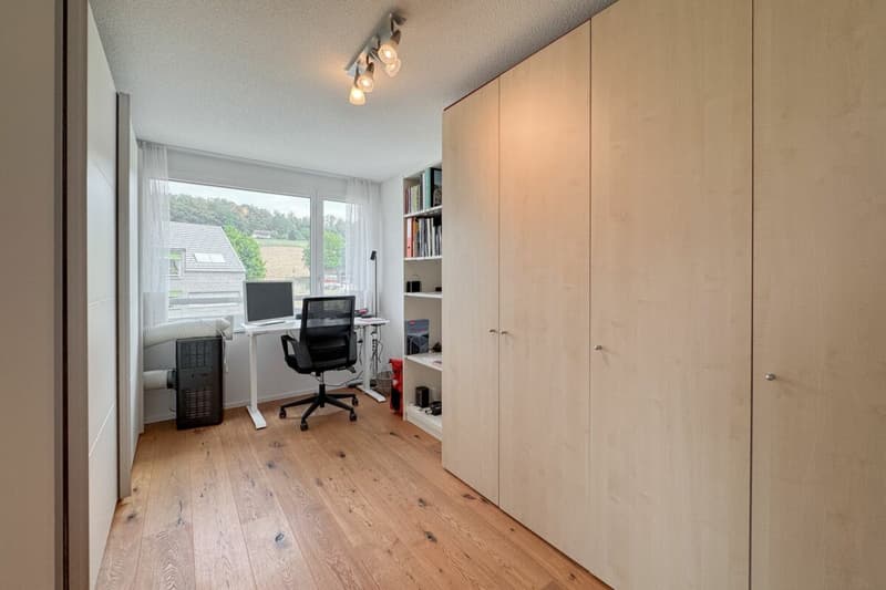 Architektur trifft Licht und Bergblick: Maisonette mit hoher Privatsphäre (9)