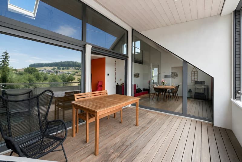 Architektur trifft Licht und Bergblick: Maisonette mit hoher Privatsphäre (4)