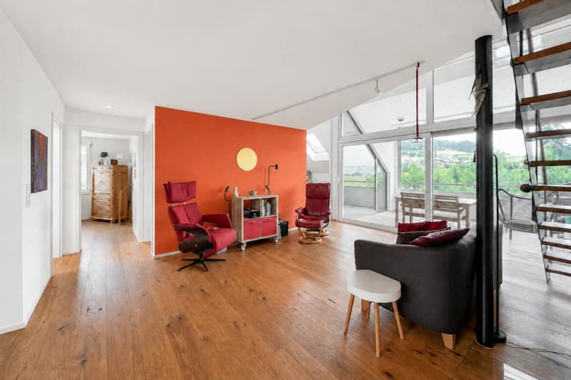 Architektur trifft Licht und Bergblick: Maisonette mit hoher Privatsphäre (1)