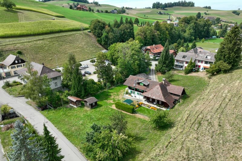 Projekt mit Geschichte und Perspektive: über 3'600 m² Land und zwei Hausteile am Bachufer (4)