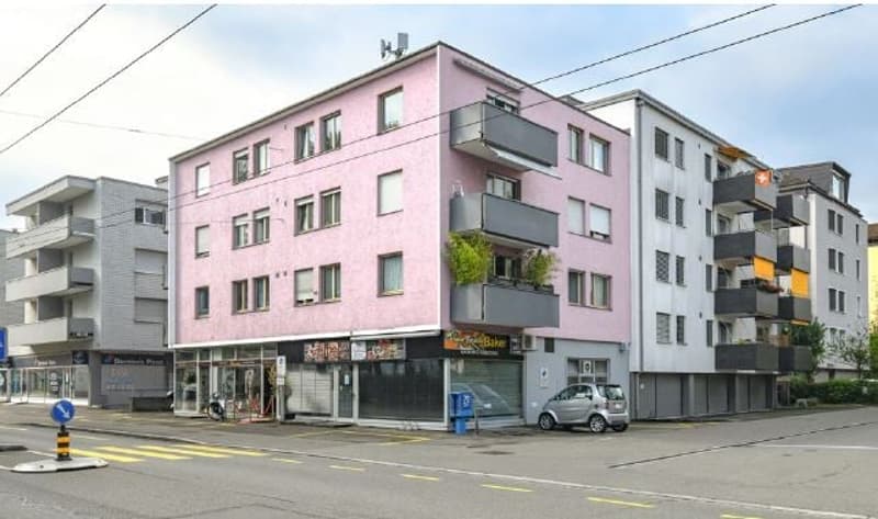 Place de parking non couverte en centre-ville (1)
