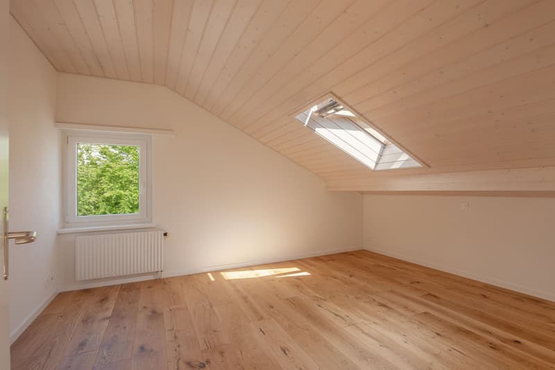 Charmante 2.5-Zimmer-Dachwohnung an der Bachgasse in Uster (7)