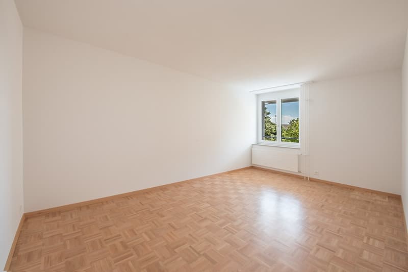 Living in a prime location in the popular Veltheim quarter! (8)