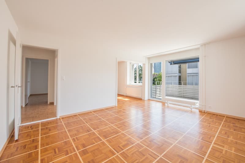 Living in a prime location in the popular Veltheim quarter! (2)