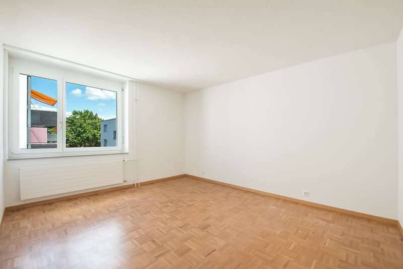 Modern 3-room apartment in popular residential area (2)