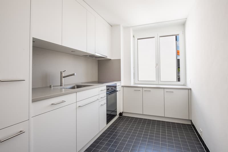 Modern 3-room apartment in popular residential area (7)