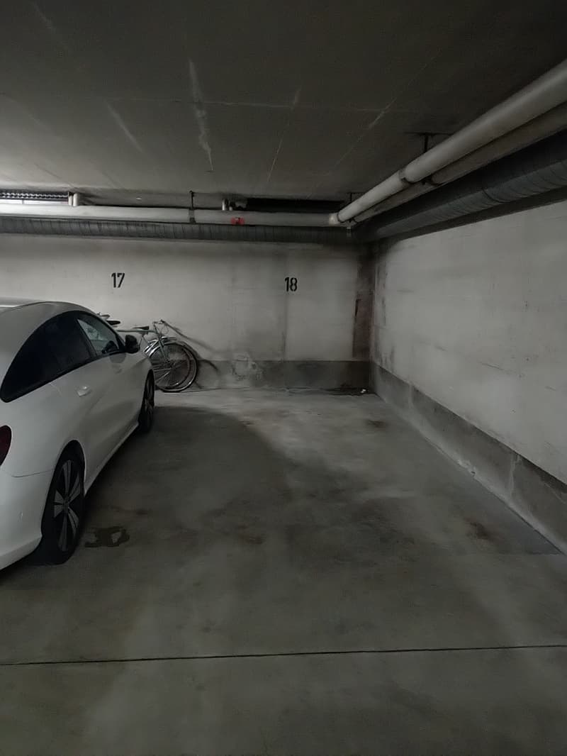 Posto auto in garage sotterraneo (1)