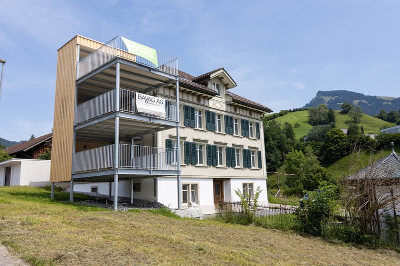 Modern 3.5-room attic apartment in a quiet location in Nesslau (2)