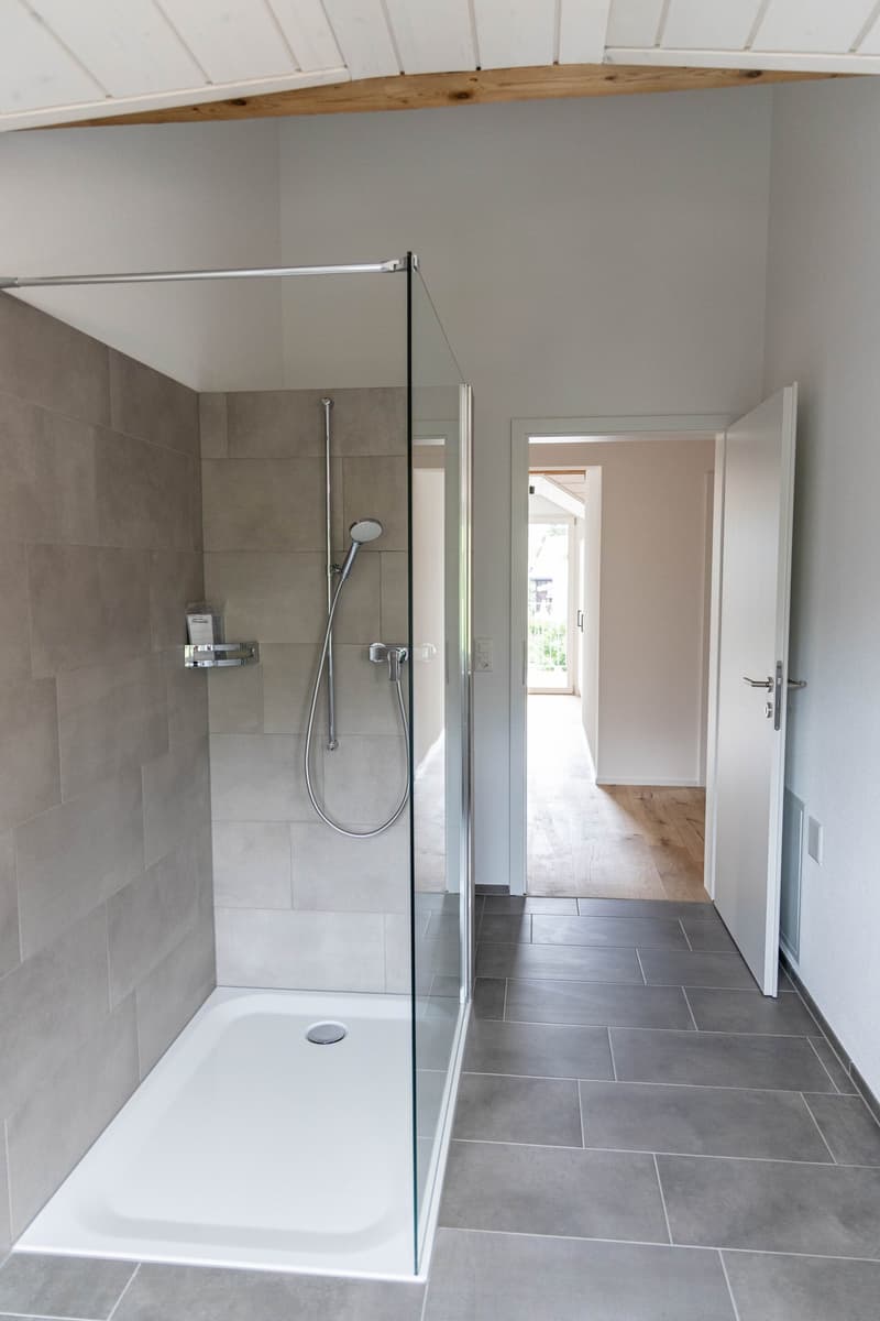 Moderne 3.5-Zimmer-Dachwohnung an ruhiger Lage in Nesslau (15)