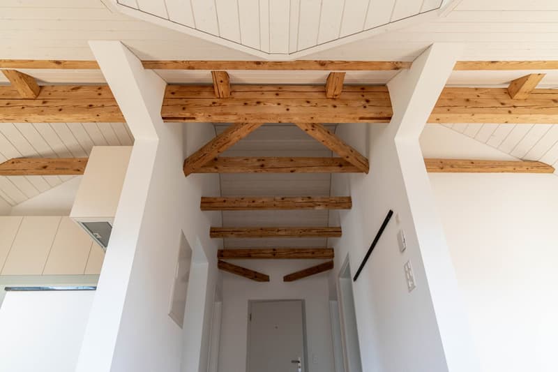 Moderne 3.5-Zimmer-Dachwohnung an ruhiger Lage in Nesslau (10)