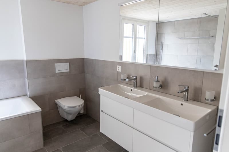 Moderne 3.5-Zimmer-Dachwohnung an ruhiger Lage in Nesslau (16)