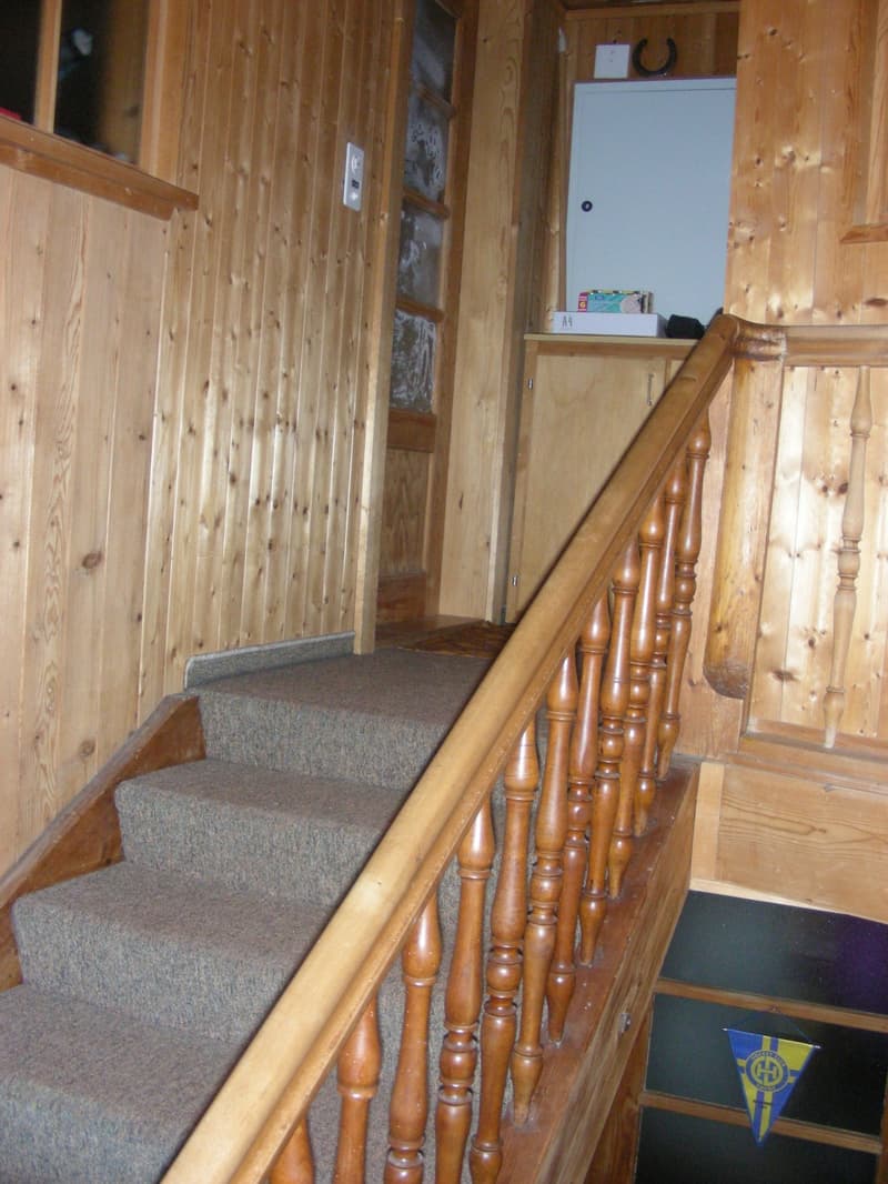 Einfache und preiswerte Dachwohnung / Ferienwohnung (8)