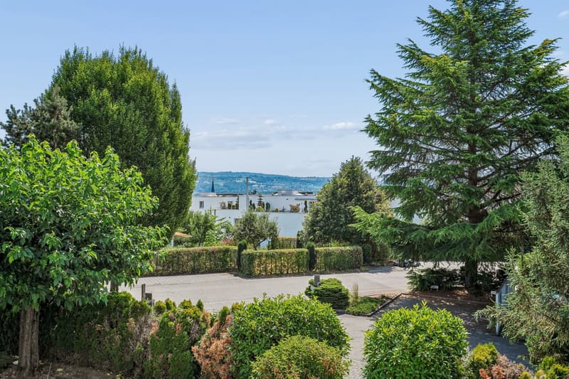 Bright 4.5-room apartment with spacious balcony and panoramic view in a family-friendly location (16)