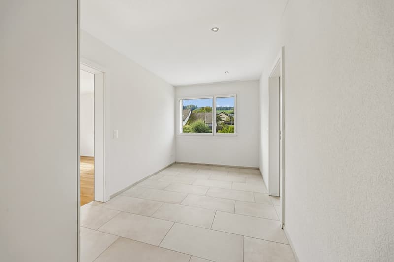 Moderne 4.5-Zimmer-Wohnung in ruhiger Lage in Buttwil (12)
