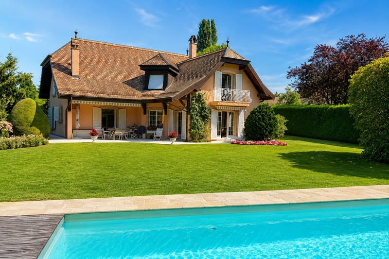 Exceptional 7.5-room villa with remarkable land potential (1)