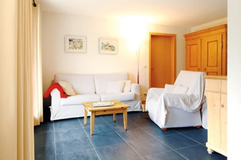 Charming 2.5-room second home on the sunny slope in Klosters (7)