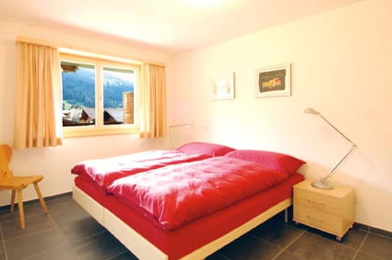Charming 2.5-room second home on the sunny slope in Klosters (2)