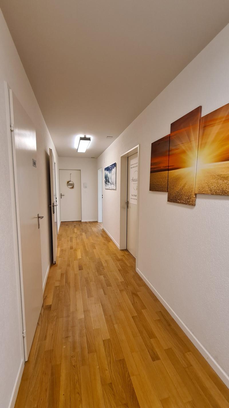 Moderner Praxisraum in zentraler Lage von Rüti ZH Raum Nr. 1 (4)