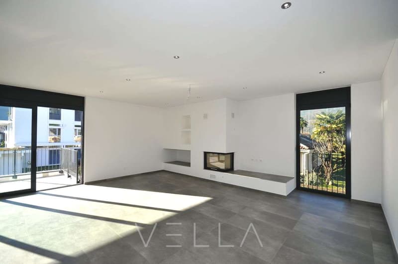 Appartement spacieux de 4,5 pièces avec terrasse à proximité du golf et du lac (11)