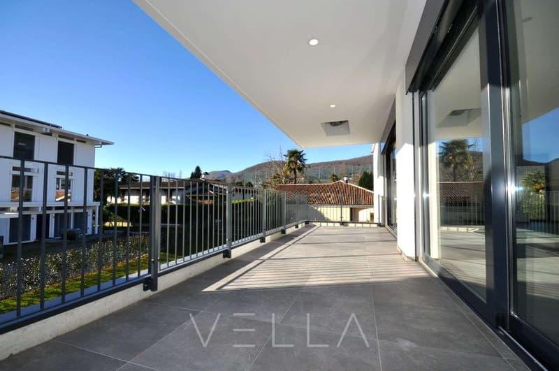 Appartement spacieux de 4,5 pièces avec terrasse à proximité du golf et du lac (4)