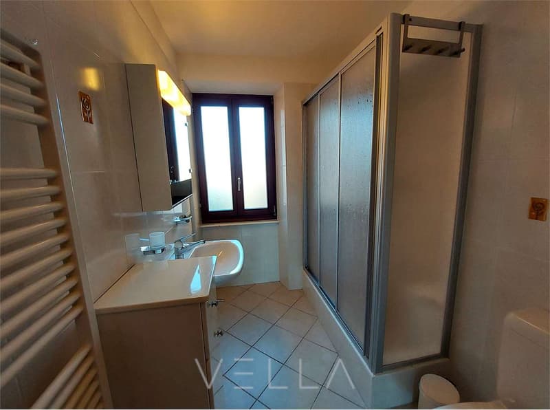 Bagno con doccia