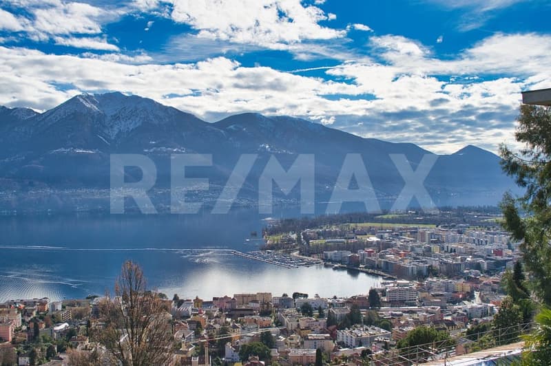 Vacation apartment with breathtaking views of Lake Maggiore (10)