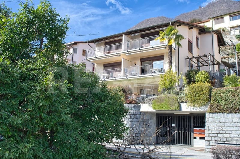 Vacation apartment with breathtaking views of Lake Maggiore (11)