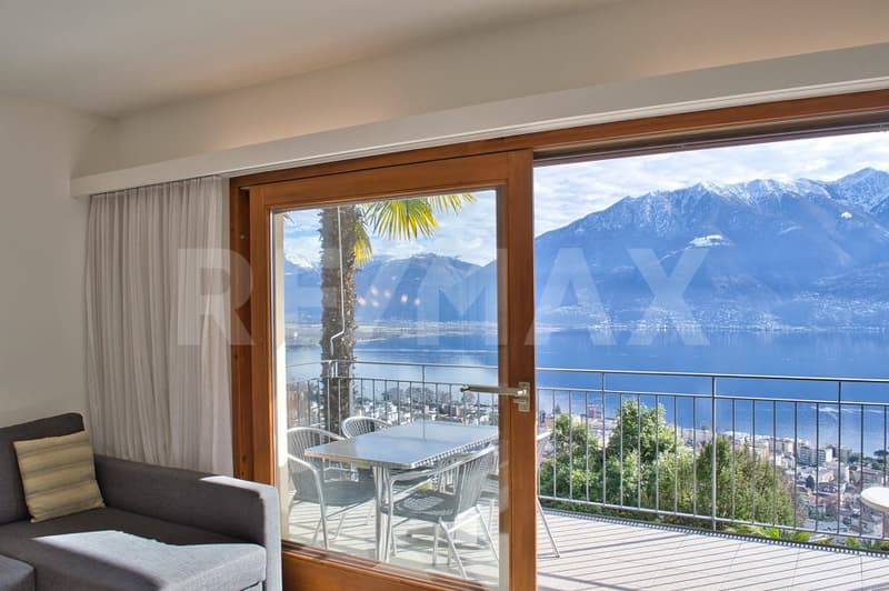 Vacation apartment with breathtaking views of Lake Maggiore (2)