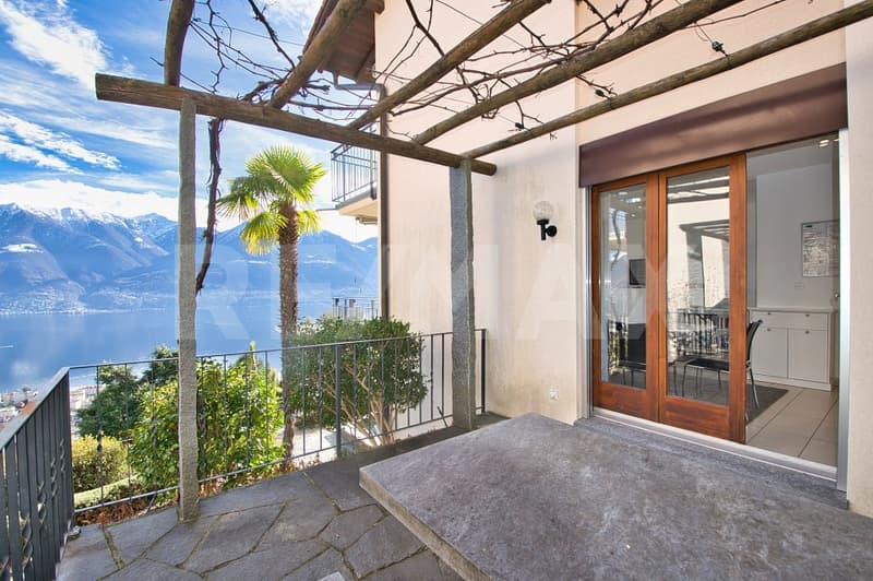 Vacation apartment with breathtaking views of Lake Maggiore (7)