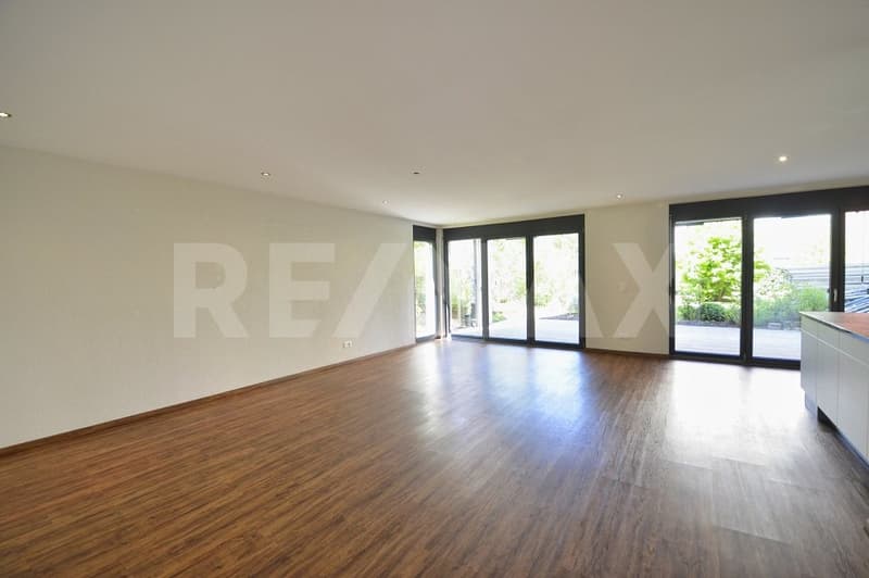 Appartement en rez-de-chaussée lumineux avec jardin privé (5)