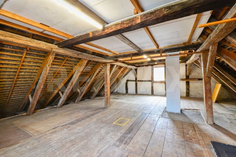 Charming half-timbered house with history, character, and development potential in the heart of Beromünster (9)