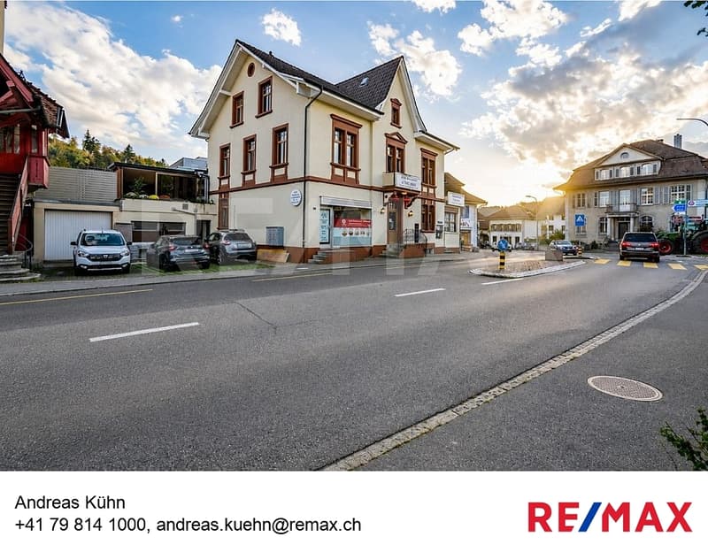 Rented Multi-Family House with Good Returns (1)