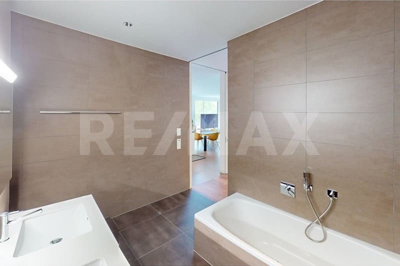 Luxuriöse Wohnung mit grosser Terrasse und Seesicht in Hergiswil (9)