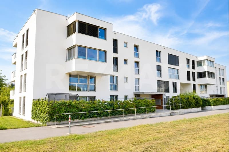 Grosszügig, modern und vermietet  5.5-Zimmer-Eigentumswohnung als Kapitalanlage (10)