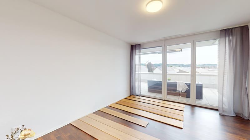 empty room, wooden floor, sliding glass doors, balcony, white walls, ceiling light