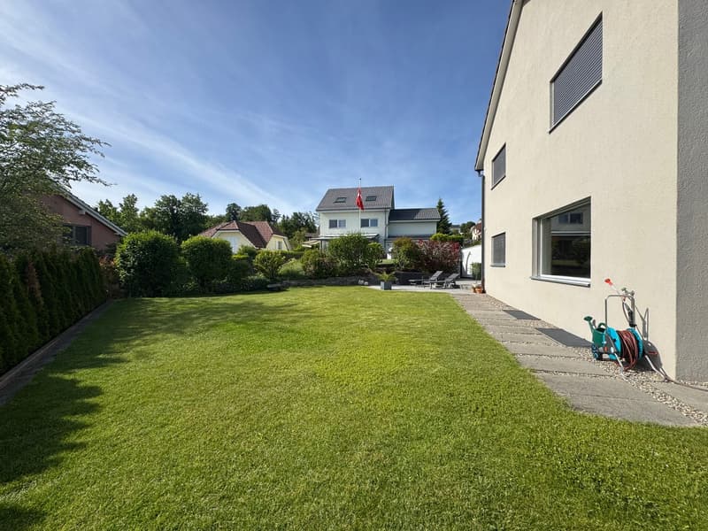 Casa familiare con vista panoramica - qualità di vita eccezionale (5)