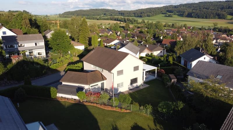 Casa familiare con vista panoramica - qualità di vita eccezionale (7)