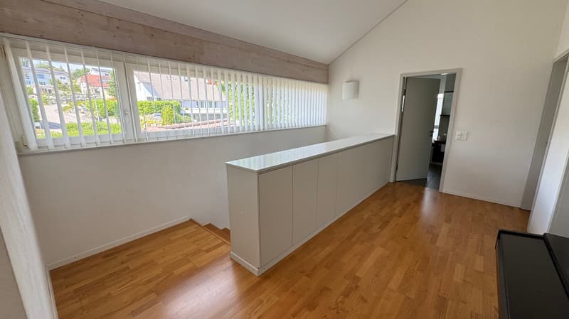 Casa familiare con vista panoramica - qualità di vita eccezionale (16)