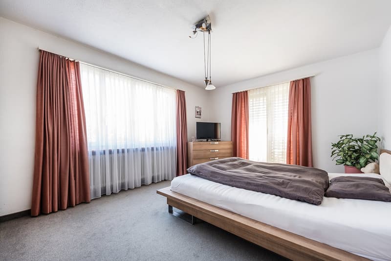 Bungalow mit Garten, Pool und viel Entwicklungspotenzial (14)