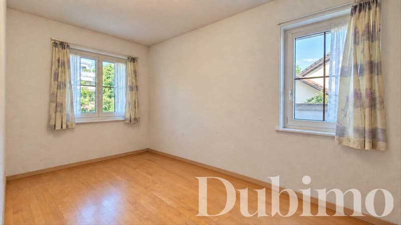 MAISON FAMILIALE DE 8.5 PIÈCES AVEC GRAND JARDIN À COTTENS (8)