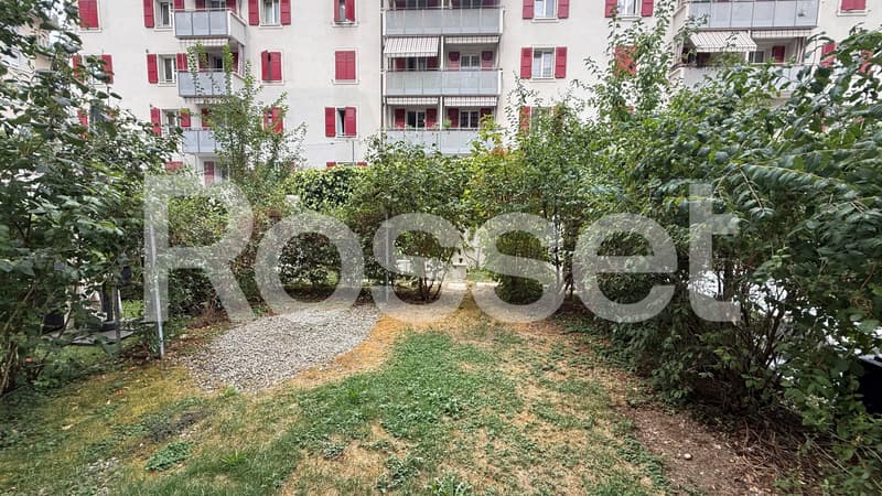 A louer, superbe appartement duplex de 4.5 pièces au 2ème sous-sol (9)
