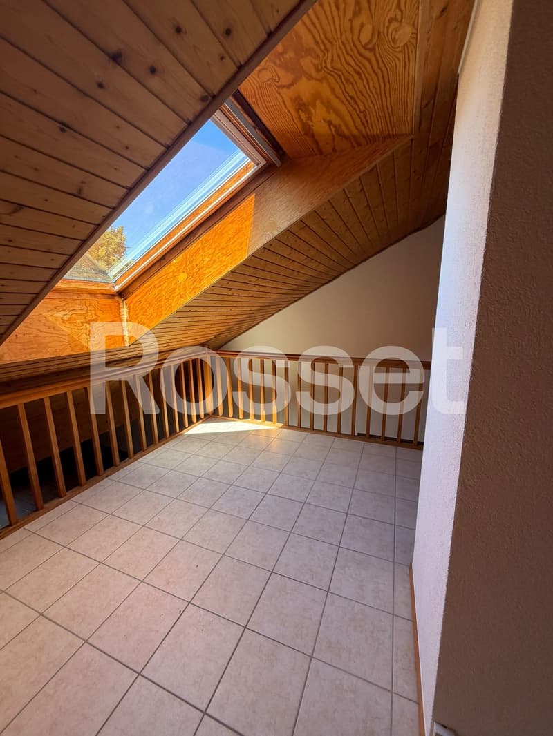 A LOUER! Appartement de 4.5 pièces au 3ème étage (8)