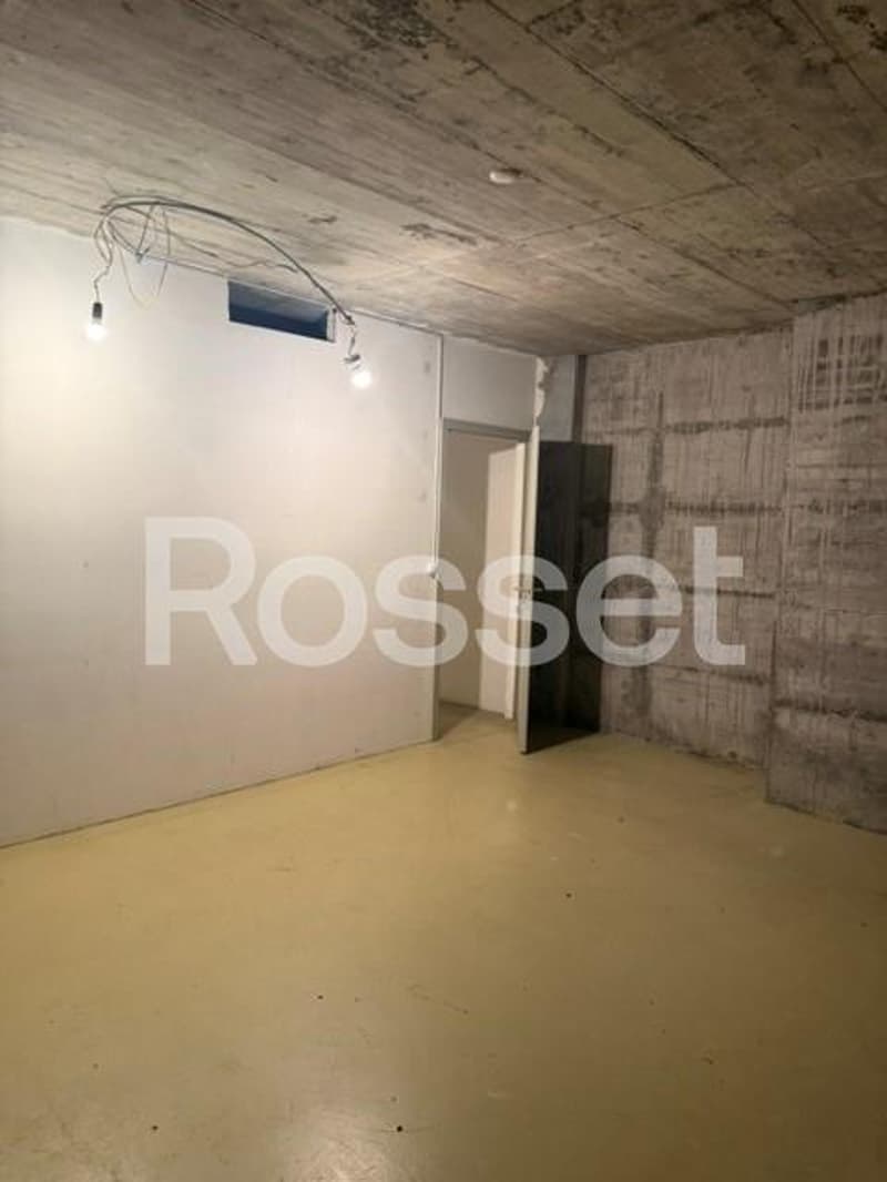 Deposits on the 4th and 5th basement level (2)