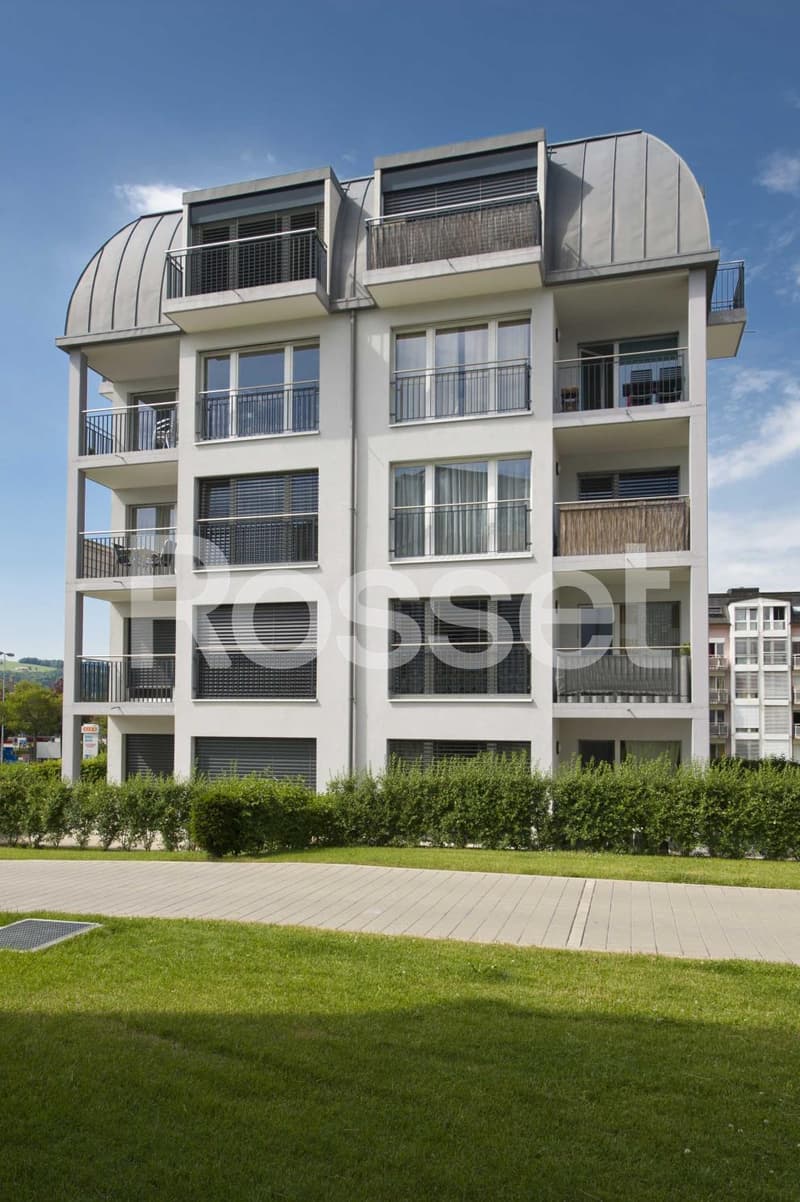 Zweieinhalb-Zimmer-Wohnung im 2. Stock 72 m² (1)