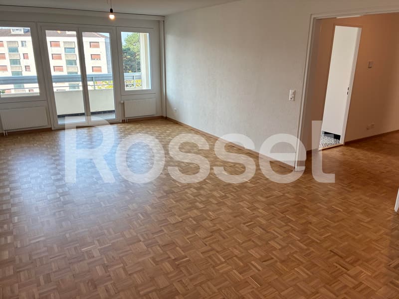 Appartamento di 5.5 locali con balcone al 5° piano (2)