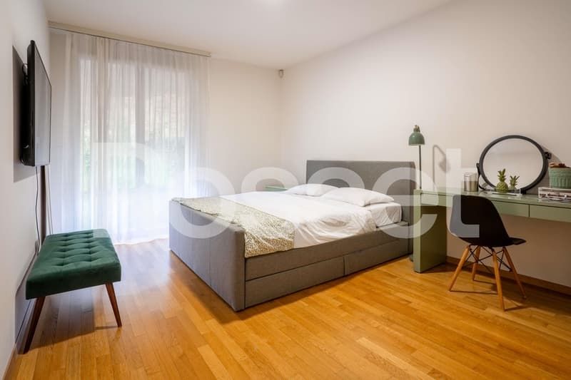 Appartement de 7 pièces en rez-de-jardin (9)